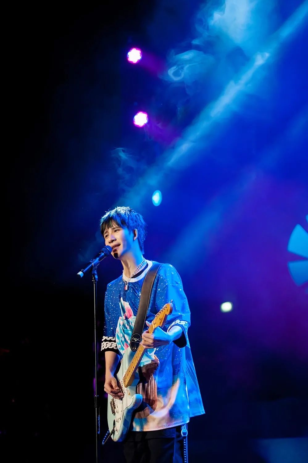 大张伟看娱乐圈_大张伟 摇滚乐 生涯经历