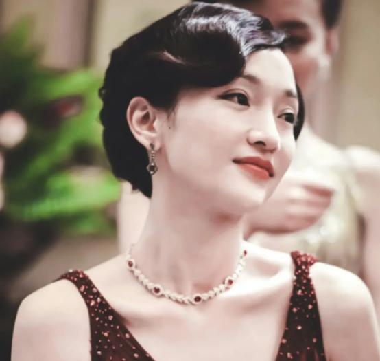 实际身高矮小气场高_女明星身高气场强大_女明星身高排行