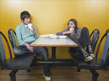 吃瓜51吃的朝阳群众|朝阳群众瓜田大战:网络舆论风向标-1